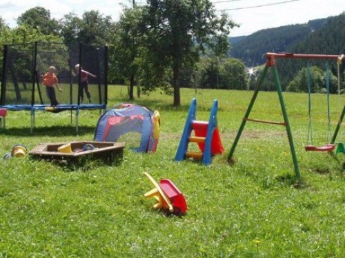 kinder-spielplatz-1.jpg