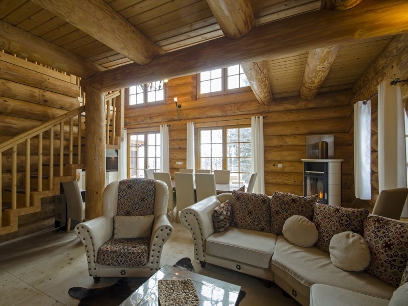 Luxus-Ferienhaus Blockhaus Chalet mit Sauna, Fussbodenheizung, Kamin