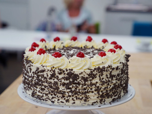 Interaktiver Backworkshop: Schwarzwälder Kirschtorte